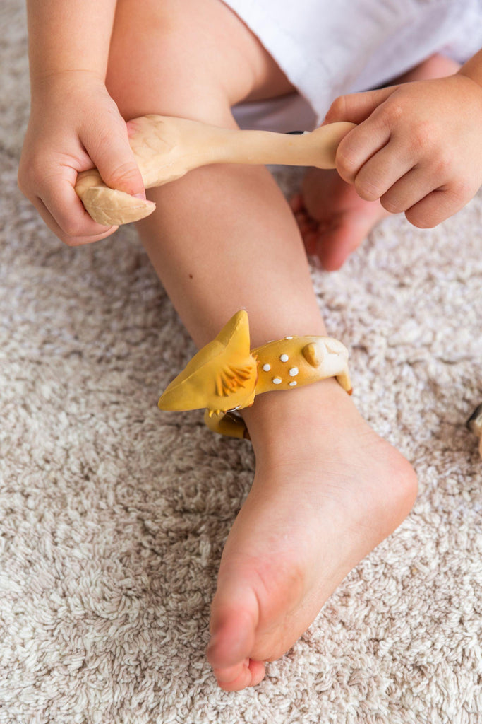 Chewable Bracelet - Sky The Flamingo  | Oli & Carol Natural Teether - Big Head