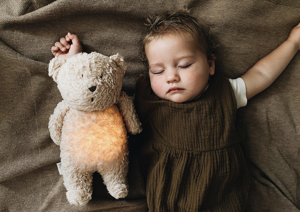 MOONIE Organic Humming Bear with Lamp - GRAY - Big Head