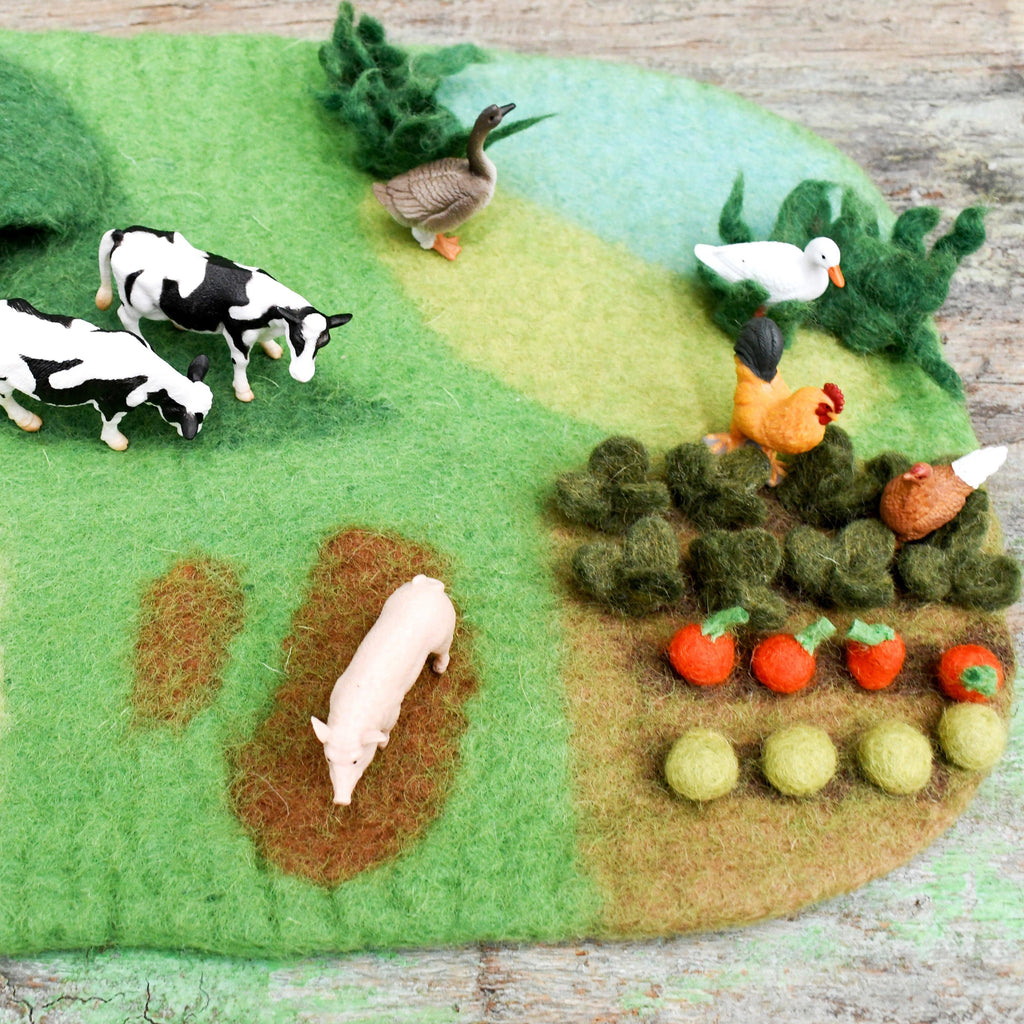 Farm Felt Play Mat Playscape - Big Head