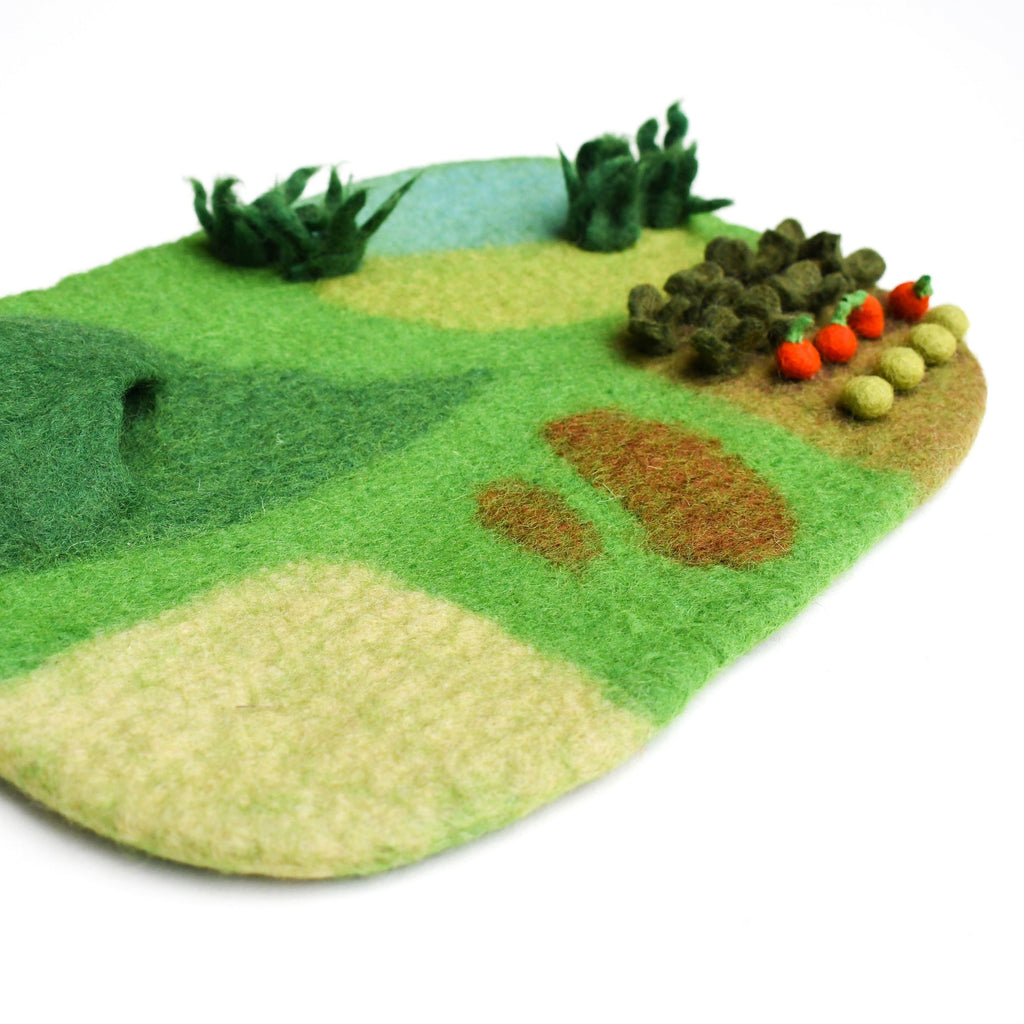 Farm Felt Play Mat Playscape - Big Head