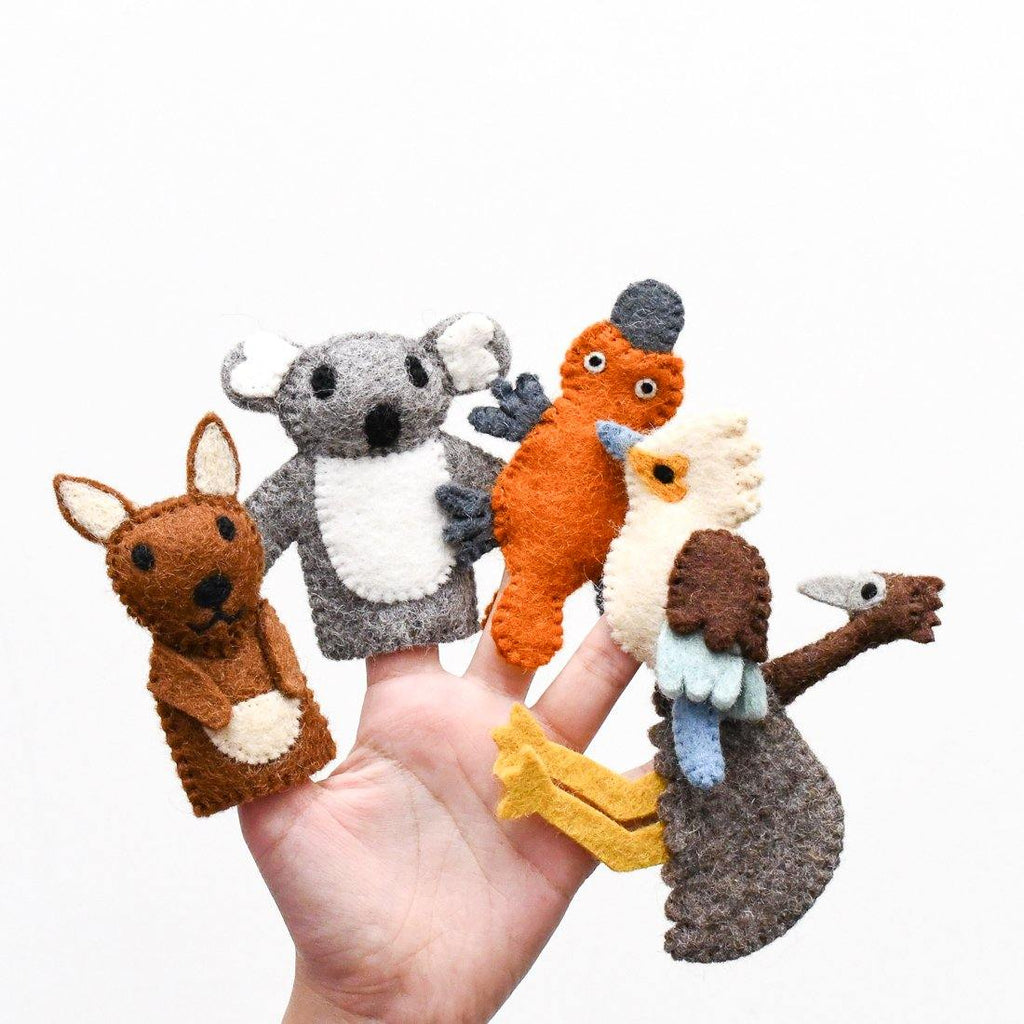 Australian Animals set consists of a kangaroo, koala, emu, kookaburra and platypus